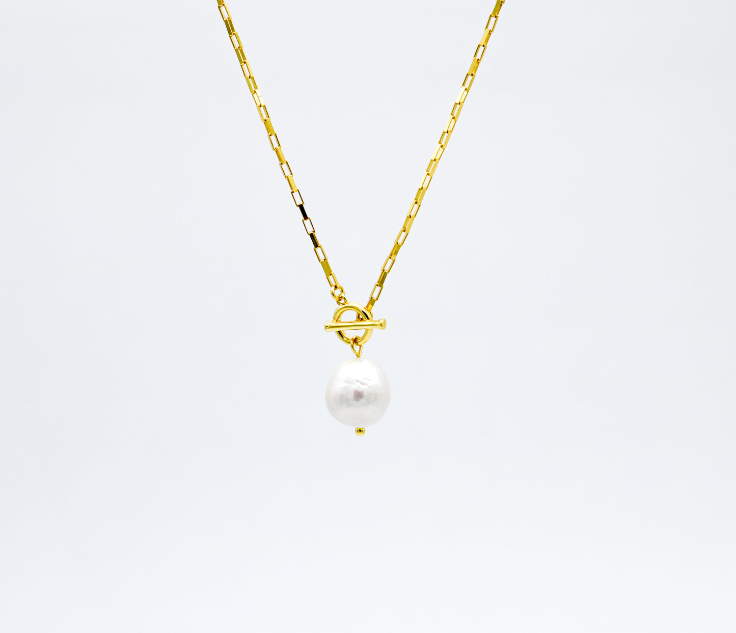 Luna Pearl Necklace